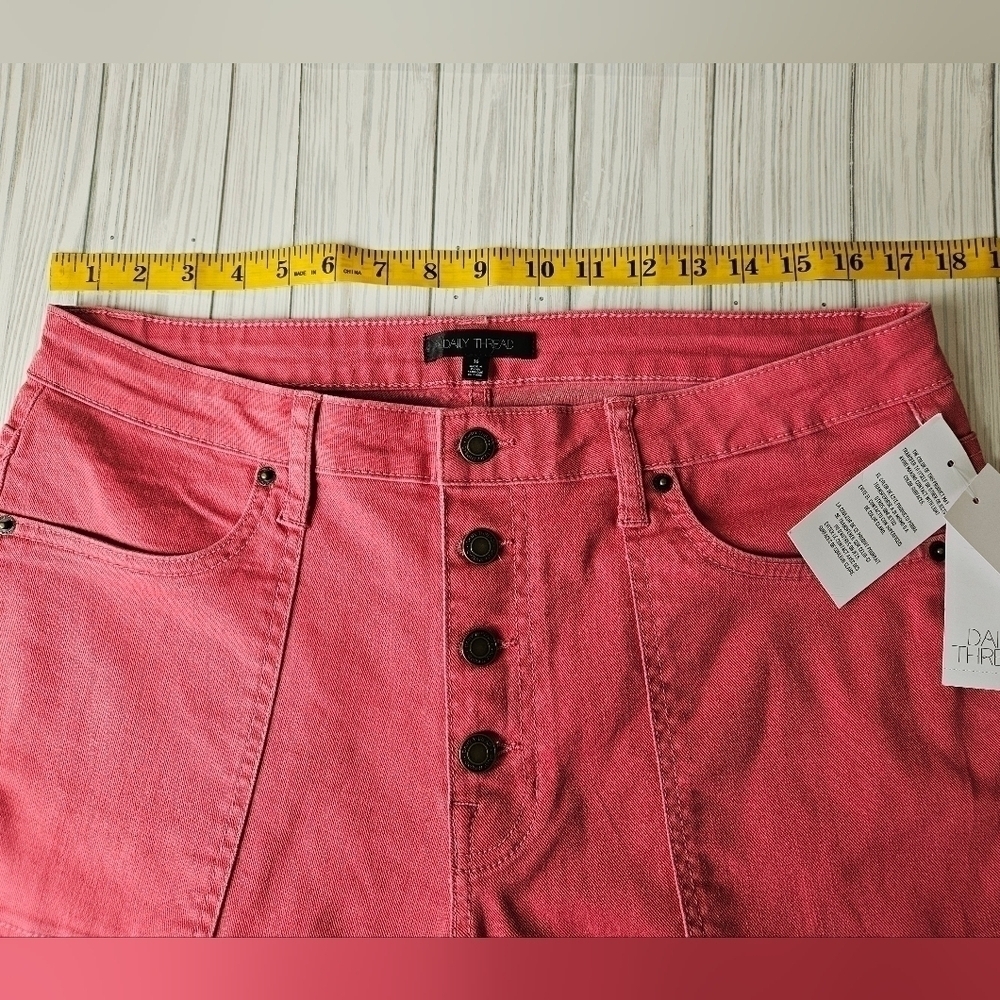 Daily Thread High Rise Cropped Ankle Flare Jeans in Jolie Clay Wash Size 16 NWT - Picture 10 of 13